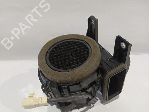 Køleventilator elektrisk TOYOTA YARIS (_P13_) 1.5 Hybrid (NHP130_) (101 hp) 30042638