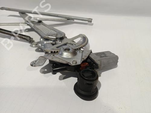 Alzavetro anteriore destra TOYOTA YARIS (_P1_)  | BP30042646C23