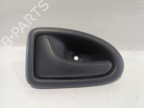 Poignée intérieure avant gauche RENAULT CLIO II Hatchback Van (SB0/1/2_) [1998-2025]  30042912