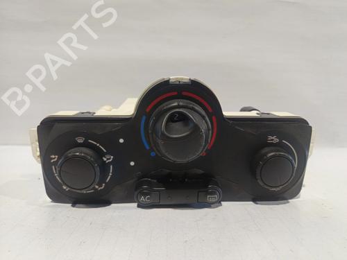 Used Climate control RENAULT CLIO III (BR0/1, CR0/1) [2005-2014]  30043074