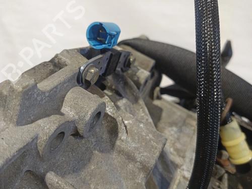Gearbox RENAULT CLIO III (BR0/1, CR0/1) | BP30043042M3