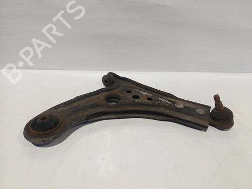 Used Right front suspension arm CHEVROLET AVEO / KALOS Hatchback (T200) [2003-2008]  30043126