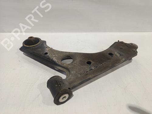 Højre fortil bærearm OPEL CORSA E Hatchback Van (X15)  | BP30043203M13 