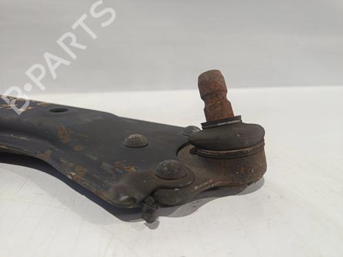 Højre fortil bærearm OPEL CORSA E Hatchback Van (X15)  | BP30043203M13 