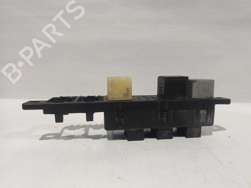 Fuse box VW GOLF IV Van (1J1)  | BP30043446E1 