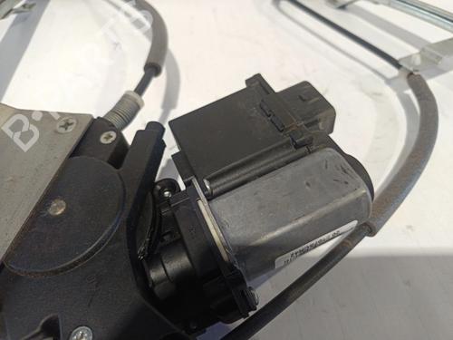 Rudehejsemekanisme Højre foran VW POLO (6N2)  | BP30043502C23 