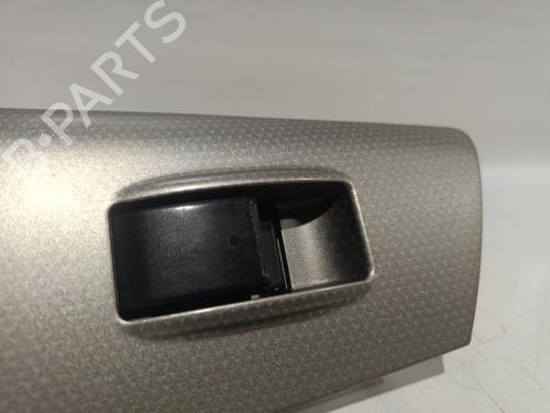 Right front window switch TOYOTA COROLLA (_E12_) | BP30089999I26