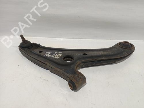 Used Right front suspension arm HYUNDAI GETZ (TB) [2001-2011]  30278304