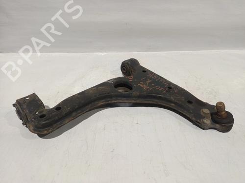 Used Right front suspension arm OPEL ASTRA G CLASSIC (T98) [2004-2009]  30315386