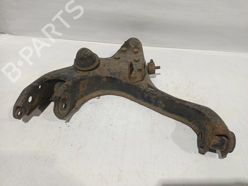 Brazo suspension delantero izquierdo MITSUBISHI PAJERO II (V3_W, V2_W, V4_W, V5_W) 2.5 TD 4WD (V24W) (99 hp) 30315377