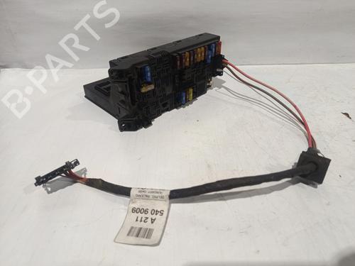Used Fuse box MERCEDES-BENZ E-CLASS (W211) E 320 CDI 4-matic (211.089) (224 hp) 30307944