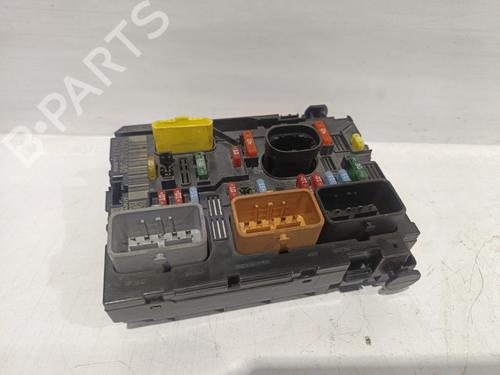 Used Fuse box PEUGEOT 307 (3A/C) [2000-2012]  30352572