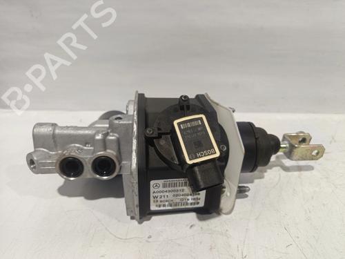 Used Brake master cylinder MERCEDES-BENZ E-CLASS (W211) E 320 CDI 4-matic (211.089) (224 hp) 30352576