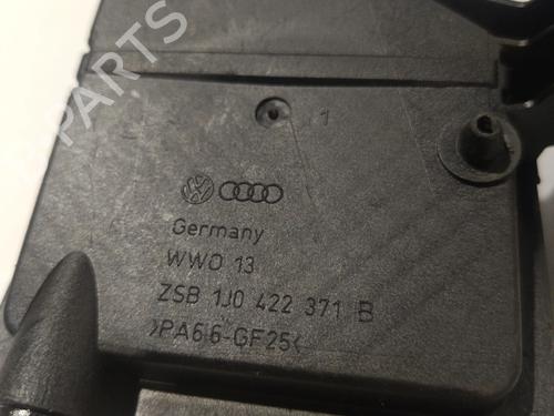 Servostyringsbeholder AUDI A3 (8L1) [1996-2006]  30368394