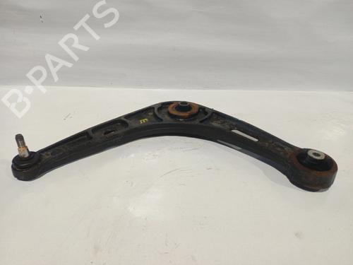 Used Left front suspension arm RENAULT LAGUNA I Grandtour (K56_) [1995-2002]  30402319