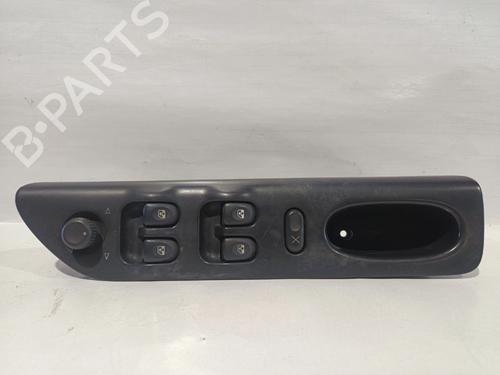 Used Left front window switch RENAULT LAGUNA I Grandtour (K56_) [1995-2002]  30438565