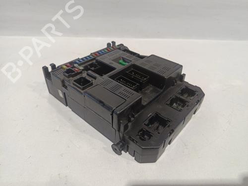Used Fuse box PEUGEOT 307 Break (3E) [2002-2009]  30452964