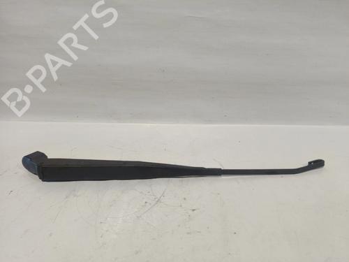 Used Front windshield wiper arm Front windshield wiper arm 30505513 30505513