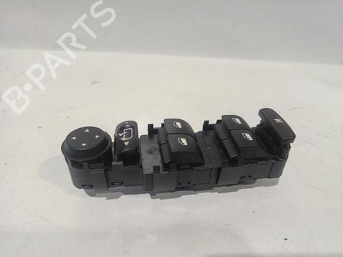 Used Left front window switch PEUGEOT 307 Break (3E) [2002-2009]  30527633