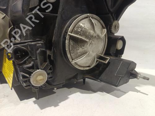 Højre forlygte MITSUBISHI GRANDIS (NA_W) | BP30533417C29