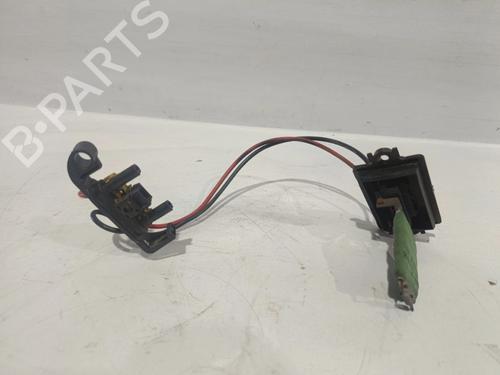 Used Heater resistor RENAULT MEGANE II (BM0/1_, CM0/1_) [2001-2012]  30720798