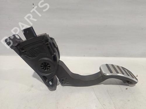 Pedał VOLVO V40 Hatchback Van (525) | BP30746835I4