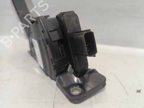 Pedał VOLVO V40 Hatchback Van (525) | BP30746835I4