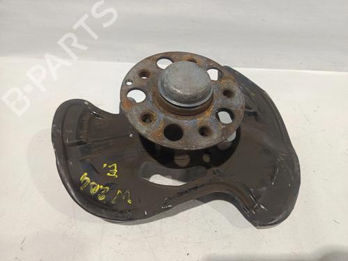 Used Left front steering knuckle MERCEDES-BENZ C-CLASS (W204) [2007-2015]  30891937