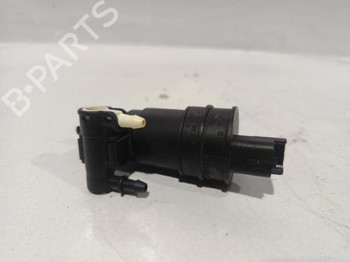 Used Washer pump RENAULT SCÉNIC I MPV (JA0/1_, FA0_) [1999-2010]  31064531