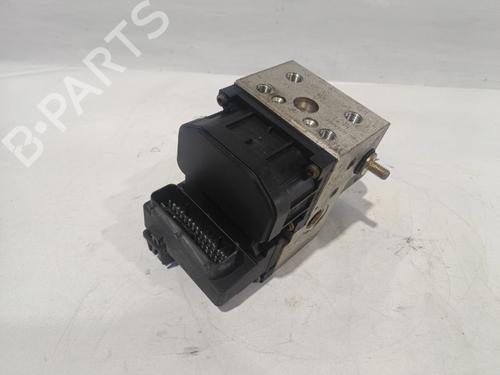 Used ABS pump RENAULT SCÉNIC I MPV (JA0/1_, FA0_) [1999-2010]  31067551