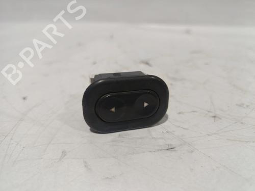 Used Right front window switch FIAT PUNTO (176_) [1993-1999]  31114381