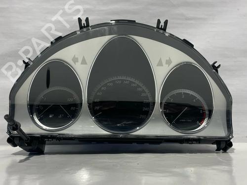 Used Instrument cluster MERCEDES-BENZ C-CLASS T-Model (S204) C 350 CDI (204.225) (224 hp) 31160203