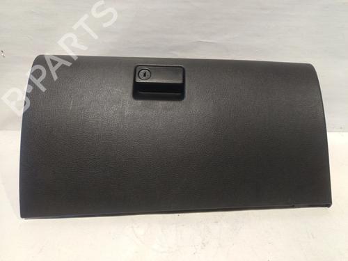 Dashboardkastje MAZDA 6 Saloon (GG) [2002-2008]  31268199