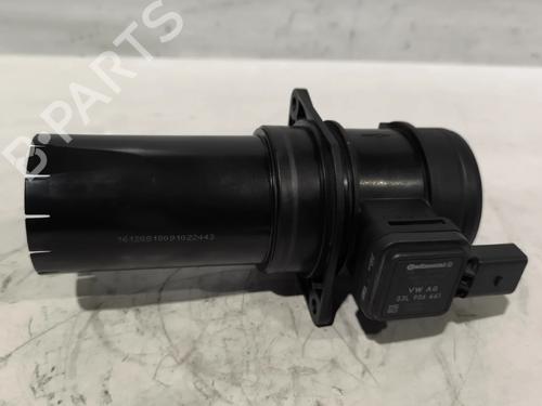 Used Mass air flow sensor VW GOLF VI (5K1) 1.6 TDI (105 hp) 31363406