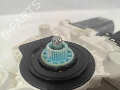 Right rear window motor VW GOLF VI (5K1) 1.6 TDI | BP31364418E22 - Image 2