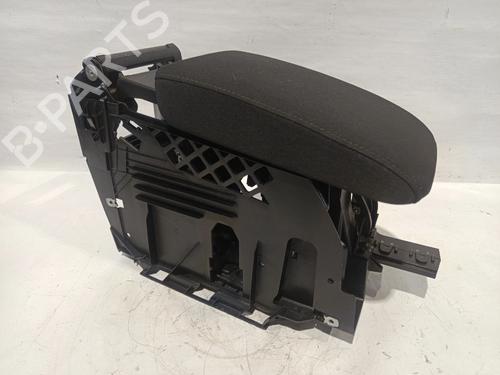 Bracciolo centrale VW GOLF VI (5K1) 1.6 TDI (105 hp) 31378135