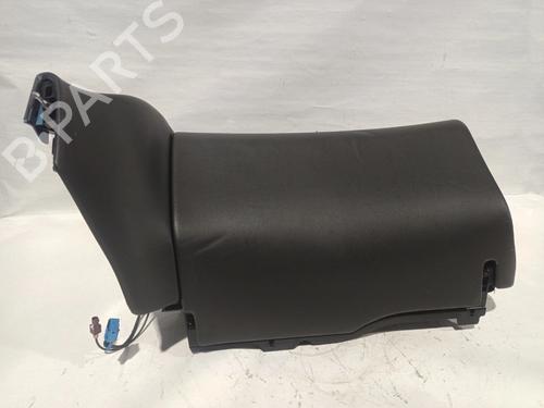 Used Glove box MERCEDES-BENZ C-CLASS (W203) C 200 CDI (203.007) (122 hp) 31381559