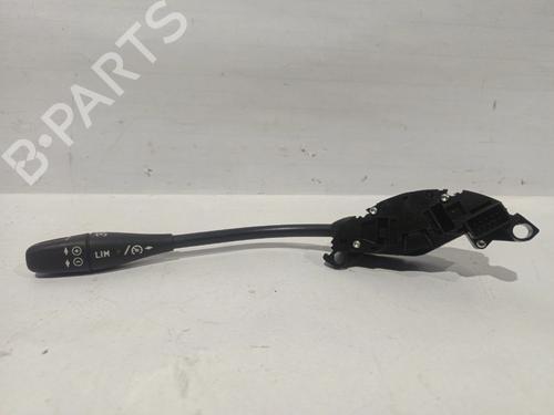 Used Steering wheel controls MERCEDES-BENZ C-CLASS (W203) C 200 CDI (203.007) (122 hp) 31572878