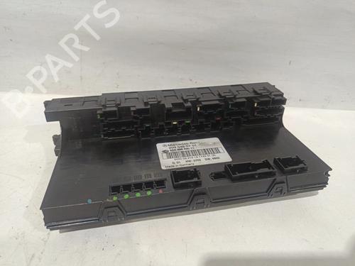 Used Fuse box MERCEDES-BENZ C-CLASS (W203) C 200 CDI (203.007) (122 hp) 31572905