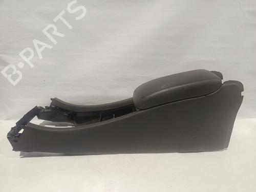 Bracciolo centrale MERCEDES-BENZ C-CLASS (W203) C 200 CDI (203.007) (122 hp) 31574131