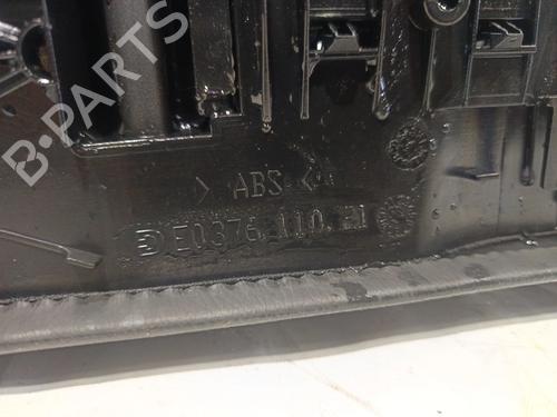 Armrest / Center console MERCEDES-BENZ C-CLASS (W203) C 200 CDI (203.007) | BP31574131I20 