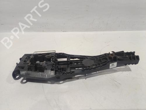 Used Rear right exterior door handle OPEL CORSA E (X15) 1.3 CDTI (08, 68) (95 hp) 31644924