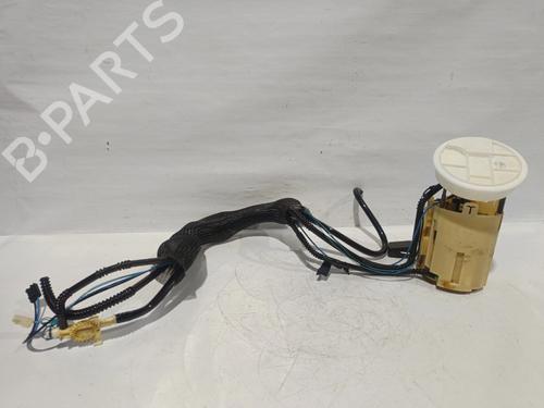Used Fuel pump MERCEDES-BENZ C-CLASS (W203) C 200 CDI (203.007) (122 hp) 31621228