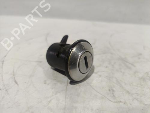 Otra FIAT PUNTO (176_) 1.7 TD (69 hp) 31667621