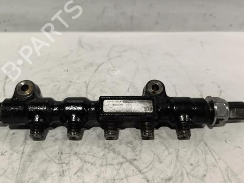 Rampa inyectora PEUGEOT 206 Hatchback (2A/C) 1.4 HDi eco 70 (68 hp) 31672388