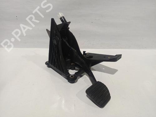 Pedal freno RENAULT LAGUNA II (BG0/1_) 1.9 dCi (BG08, BG0G) (120 hp) 31642771