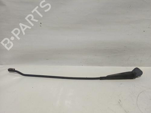 Used Front windshield wiper arm OPEL CORSA B (S93) 1.2 i (F08, F68, M68) (45 hp) 31856857