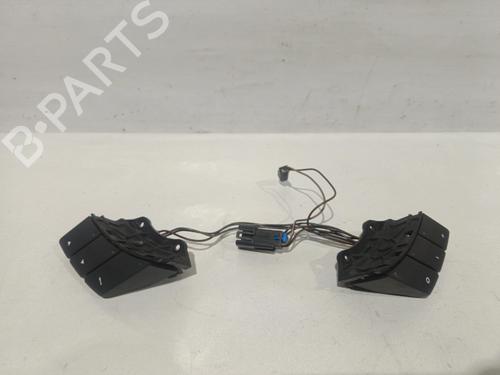 Used Steering wheel controls OPEL CORSA C (X01) [2000-2009]  31886825