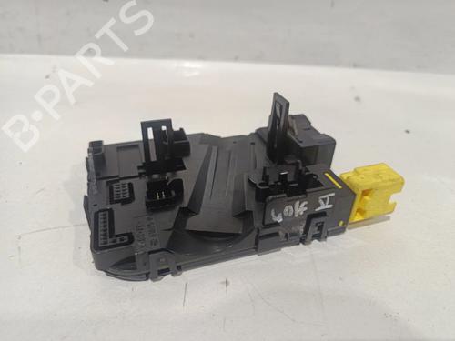 Used Electronic module VW GOLF V (1K1) [2003-2010]  31921837