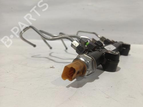 Injection rail FORD FOCUS III Turnier 1.5 TDCi | BP31969831M98
